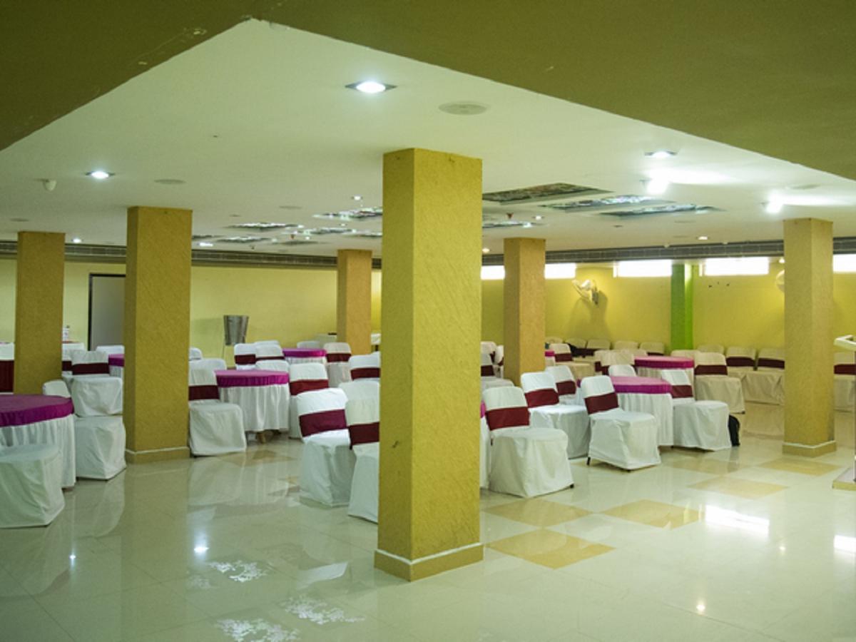 Hotel Sunshine Baharampur Kültér fotó